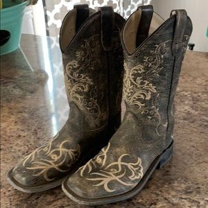 Young Girls Old West Cowboy boots